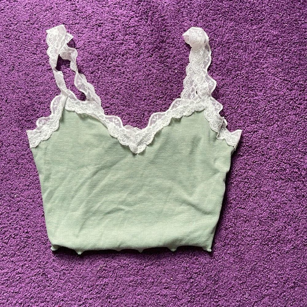 SHEIN. Green Lacey cropped tank top. Size small